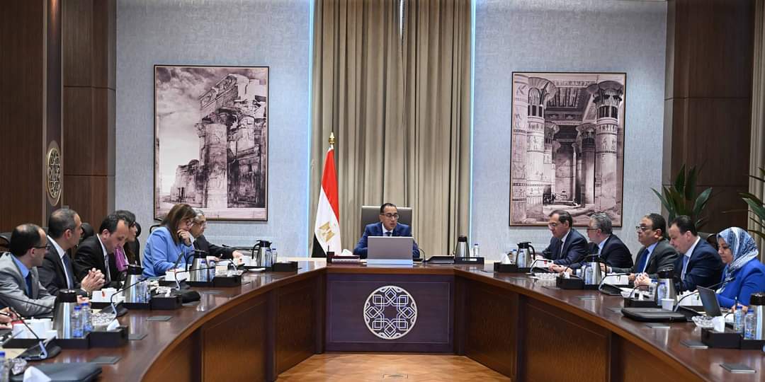 مدبولى : سرعة تحويل الاتفاقات الإطارية لمشروعات الهيدروجين الأخضر إلى عقود
