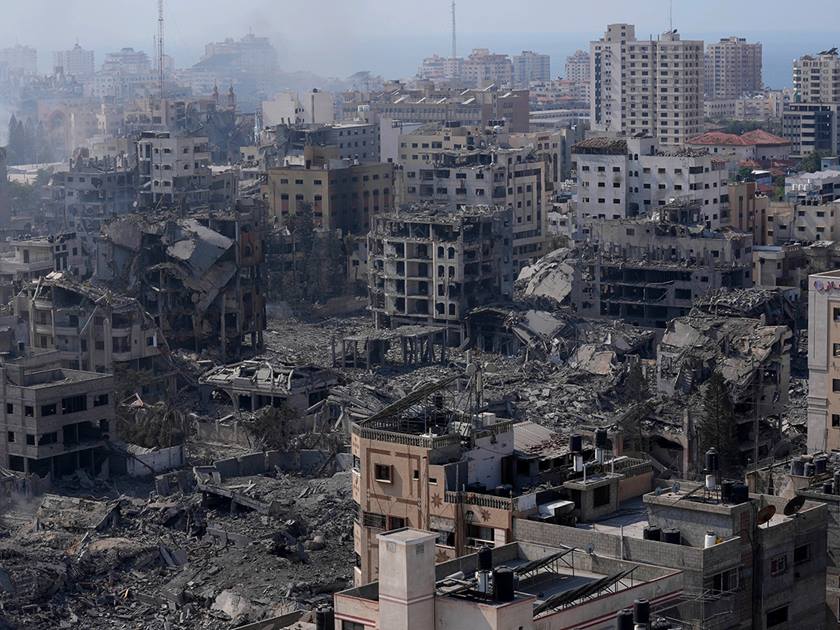 الاحتلال الإسرائيلي .. يقصف منازل ومناطق زراعية في قطاع غزة