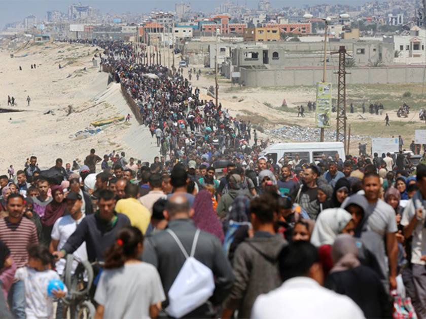 الأونروا: 450 ألف شخص .. نزحوا قسرا من مدينة رفح الفلسطينية