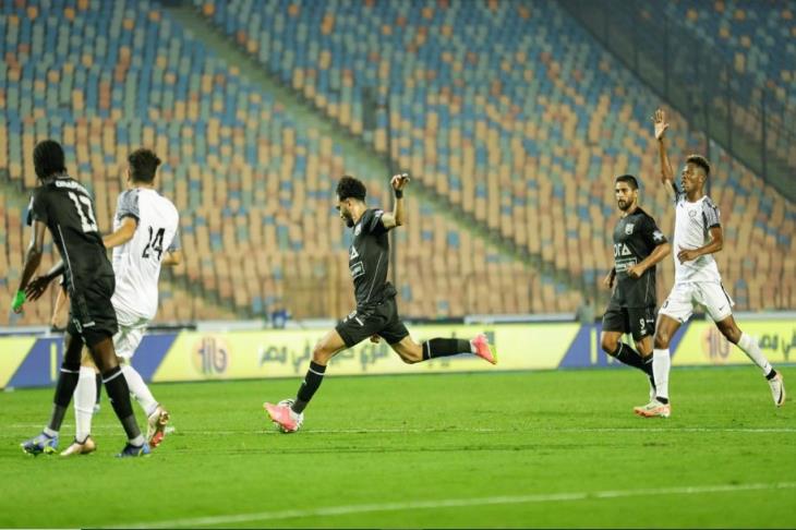 تحرك عاجل من نادي سموحة ضد حكم مباراة زد في الدوري المصري