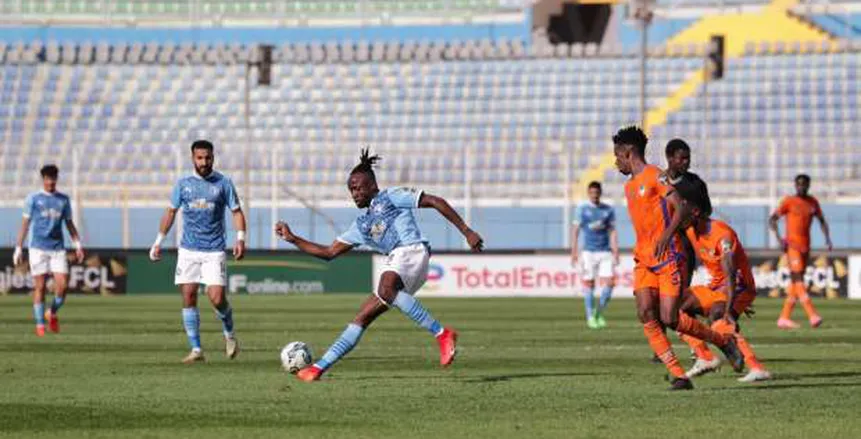 بيراميدز يهزم المقاولون العرب بثلاثية في الدوري المصري