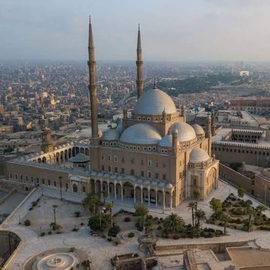 وزير السياحة والآثار يثمن فوز القاهرة كعاصمة للدول الأعضاء بمنظمة التعاون الإسلامي لعام 2026