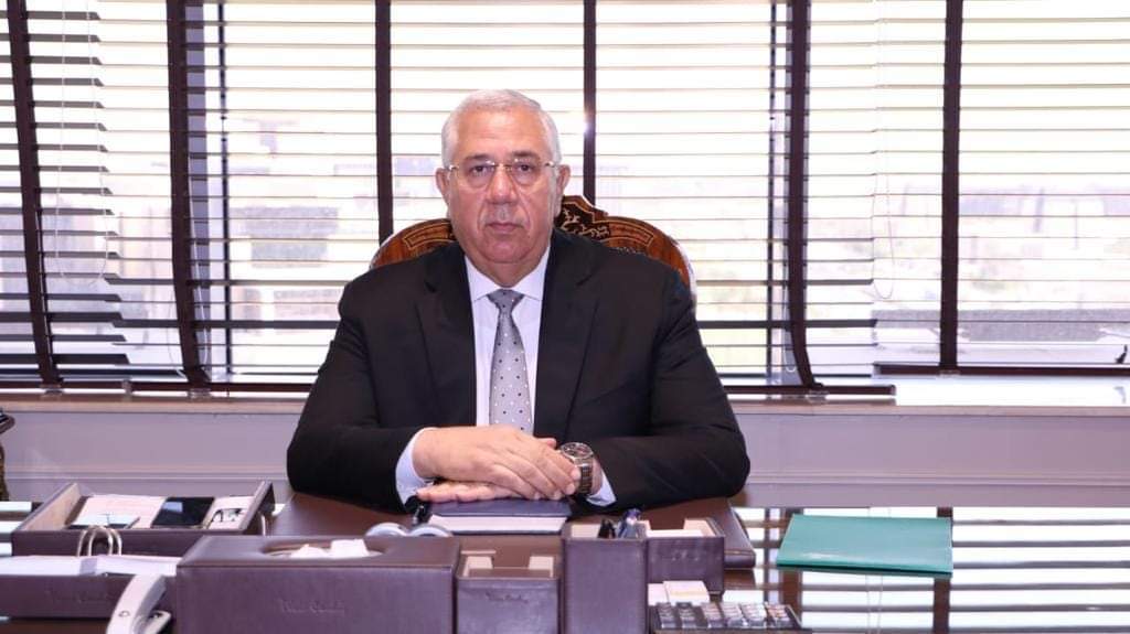 وزير الزراعة يعلن فتح أسواق فنزويلا أمام البرتقال المصرى