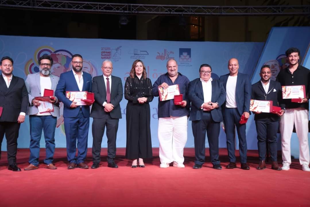 وزيرة الثقافة تُعلن انطلاق الدورة السادسة من "مواسم نجوم المسرح الجامعى