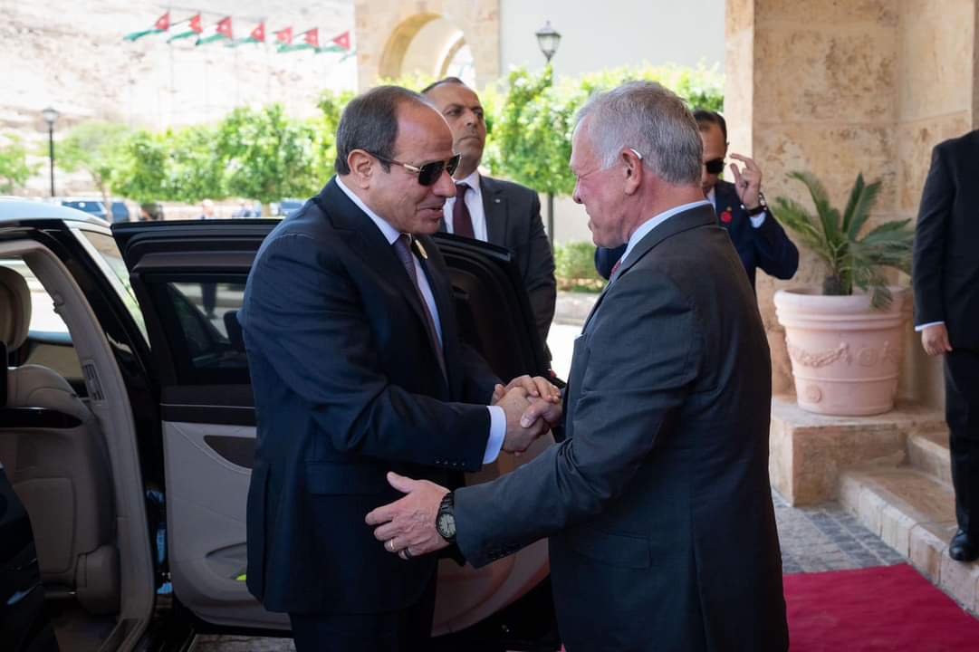 الرئيس وملك الأردن يؤكدان رفضهما لأي محاولات لتهجير الفلسطينيين خارج أراضيهم