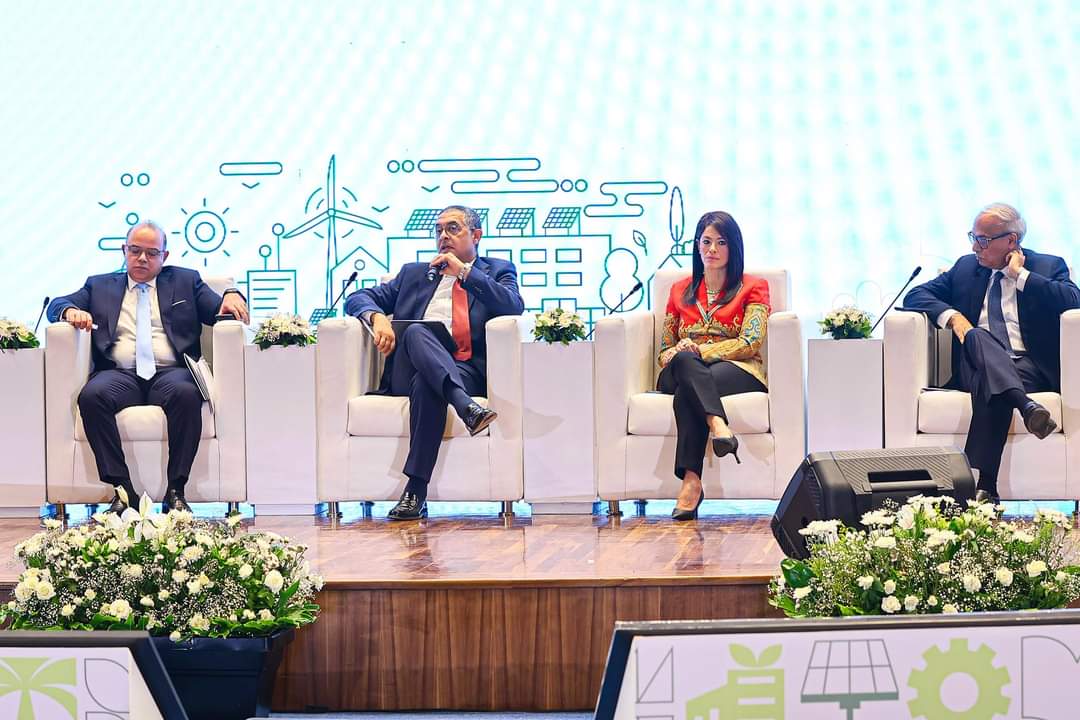 هيبة : نجحنا فى جذب استثمارات أجنبية مباشرة 10.04 مليارات دولار بمعدل نمو 12.3%