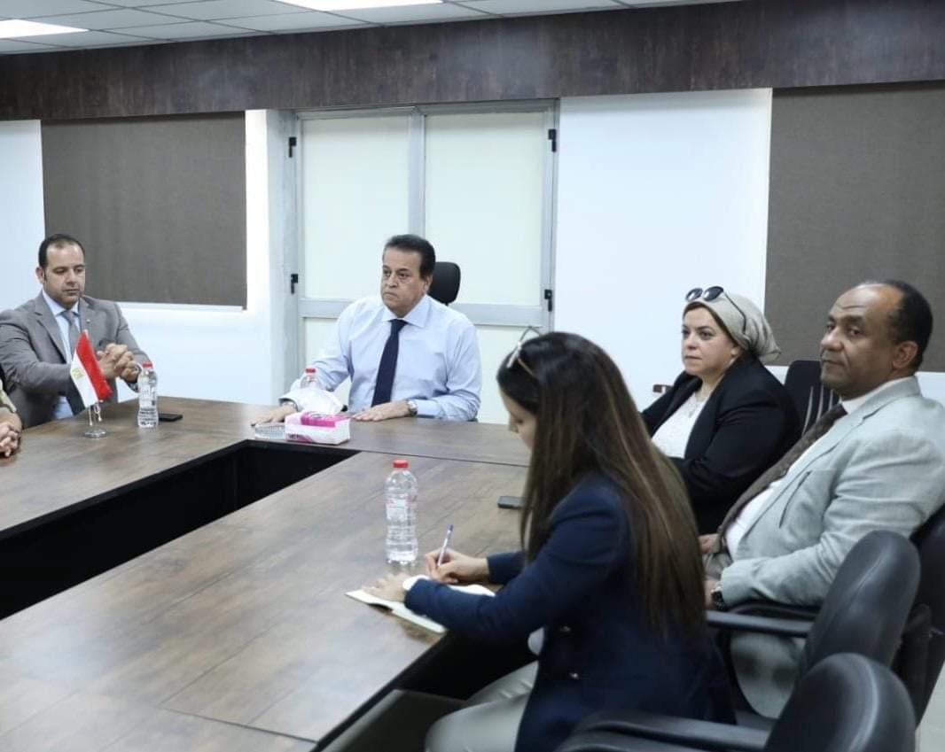 وزير الصحة يتفقد مشروع تطوير مستشفى معهد ناصر..ويوجه بتسريع وتيرة العمل 