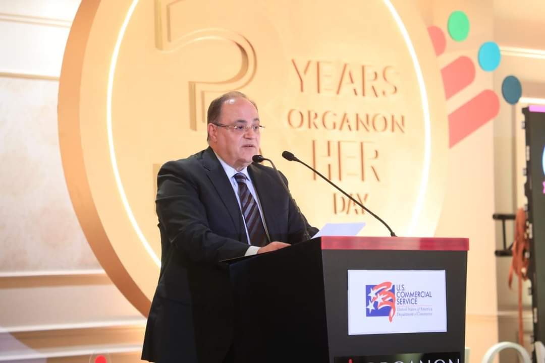 رئيس هيئة الدواء المصرية : نستهدف توطين صناعة أحدث وسائل تنظيم الأسرة والصحة الإنجابية