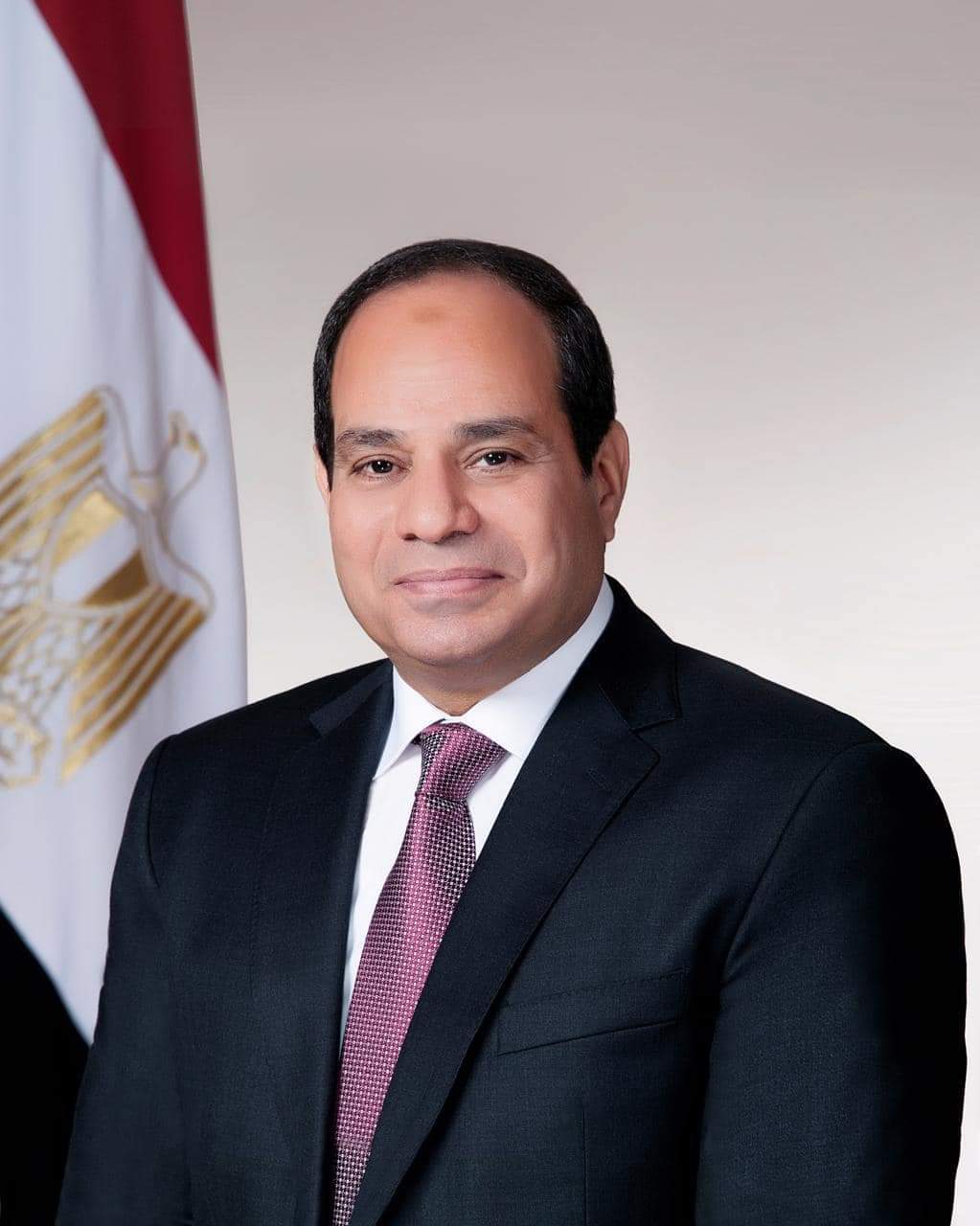 الرئيس يتوجه إلى الأراضى المقدسة لأداء فريضة الحج