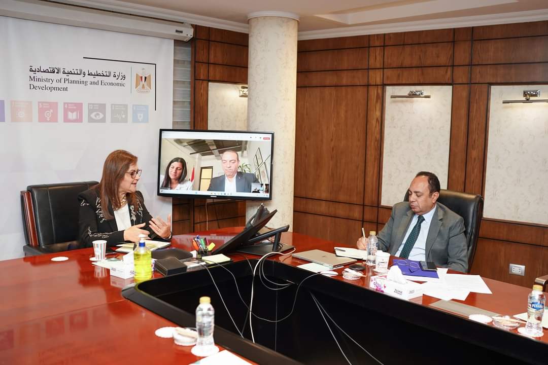 وزيرة التخطيط تتابع خطوات إنشاء الصندوق السيادى للصناعة