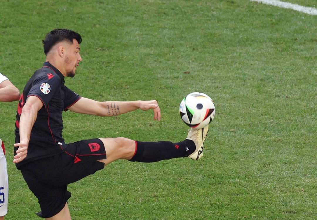 إيقاف مهاجم ألبانيا مباراتين بسبب الهتافات العنصرية فى يورو 2024