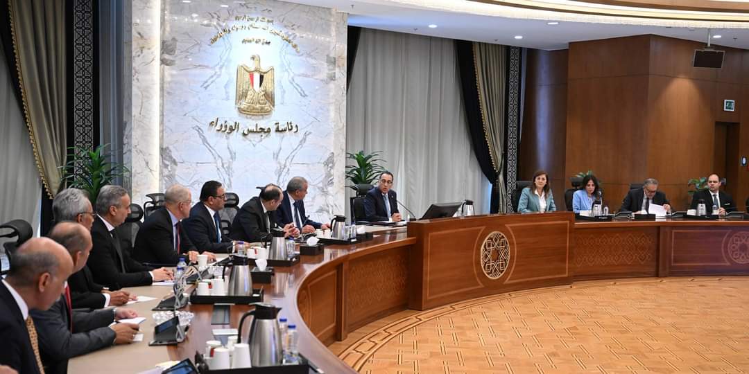 رئيس الوزراء يترأس اجتماع اللجنة العليا لضبط الأسواق وأسعار السلع