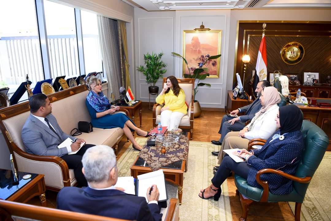 وزيرة الهجرة تبحث مع سفيرة المكسيك بالقاهرة تعزيز أوجه التعاون فى الملفات ذات الاهتمام المشترك