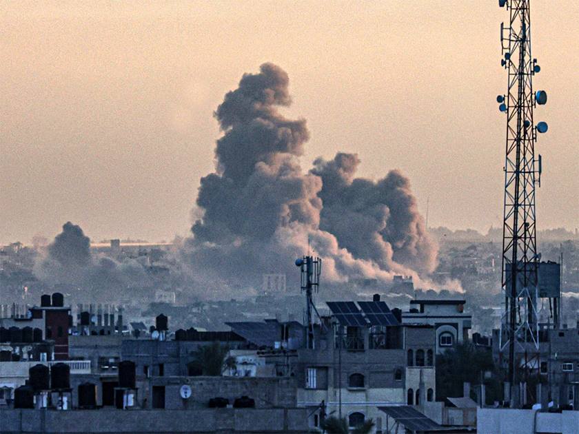 استشهاد 17 فلسطينيا .. في قصف إسرائيلي مكثف على وسط وجنوب غزة