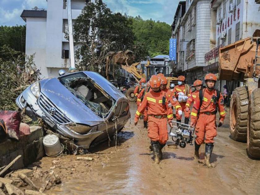 فقدان 8 أشخاص .. بسبب انهيار أرضي بوسط الصين