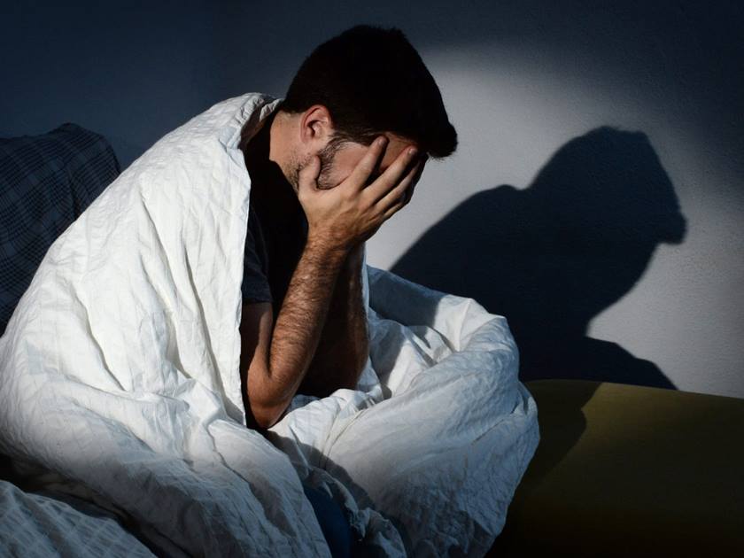 دراسة: الأطعمة فائقة المعالجة .. تساهم في الأرق المزمن