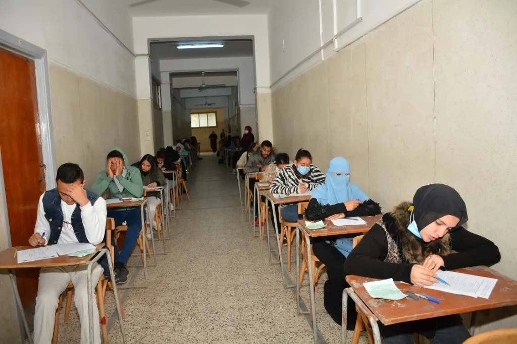 موعد امتحان مادة اللغة العربية لطلاب الثانوية العامة 2024