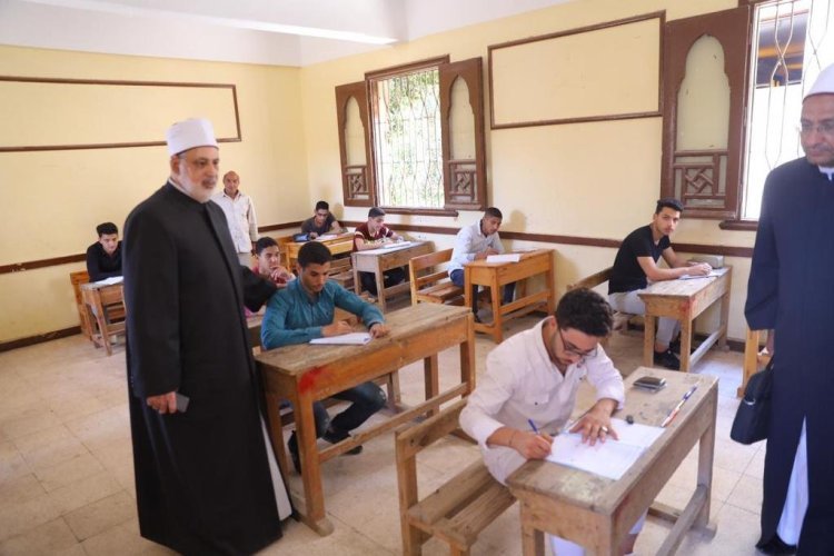 توزيع درجات الثانوية الأزهرية 2024: تفاصيل توزيع الدرجات علمي وأدبي