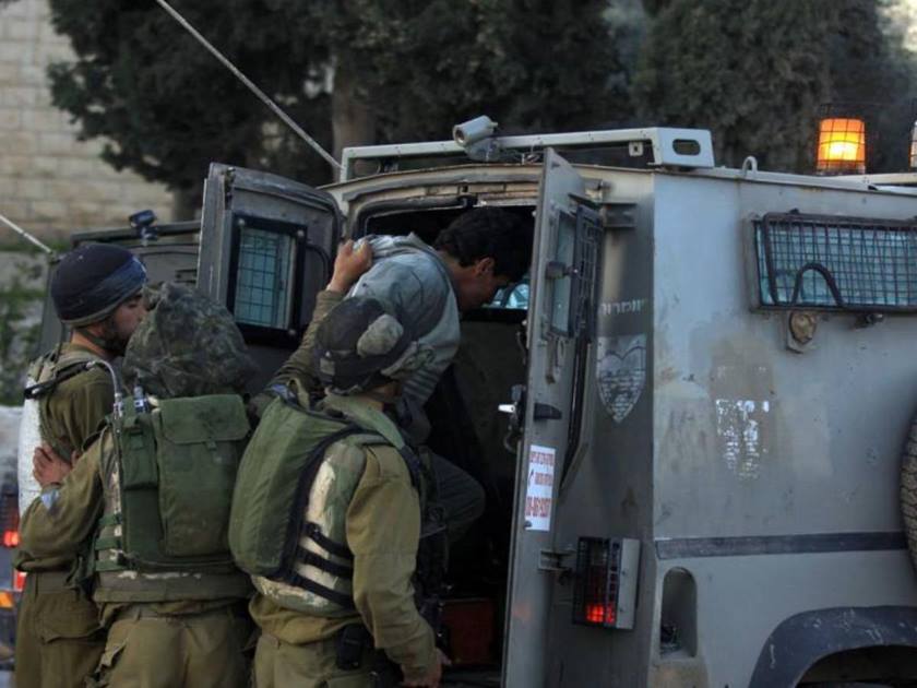 الاحتلال الإسرائيلي .. يعتقل 15 فلسطينيا على الأقل من الضفة الغربية