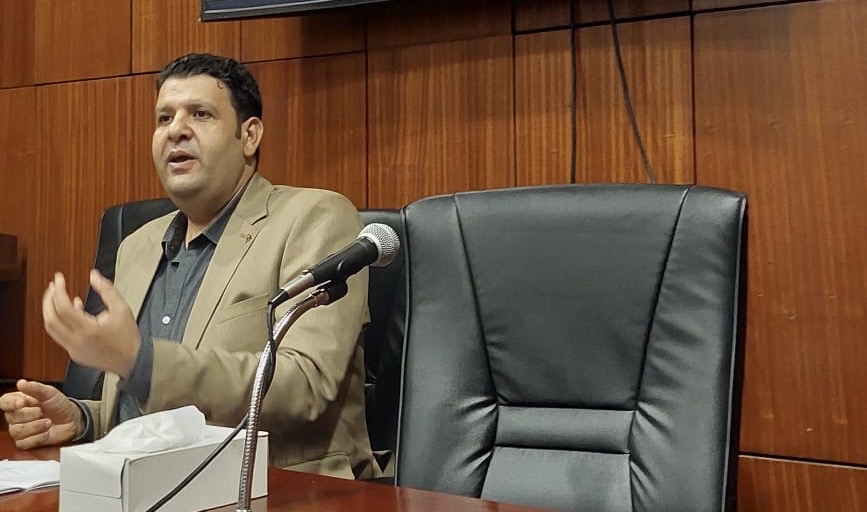 هاني قدري يحاضر عن المسرح .. في معرض الإسكندرية الدولي للكتاب