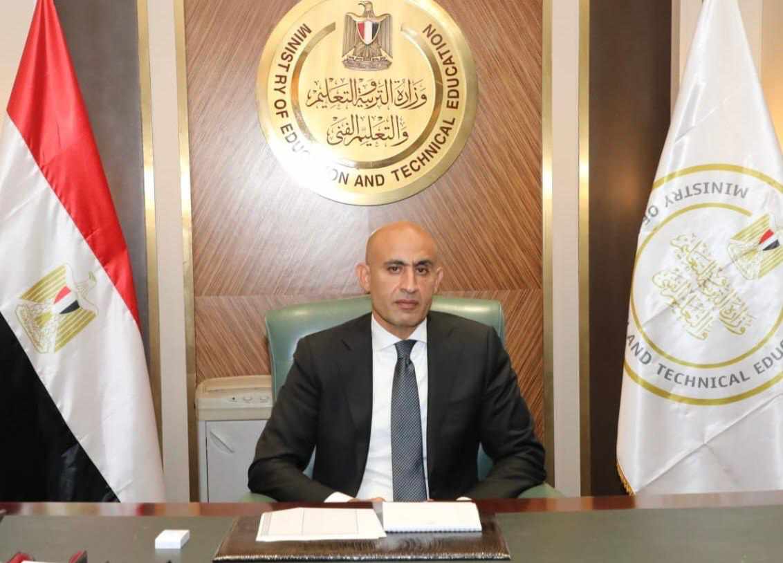 وزير التعليم لطلاب الثانوية العامة : "ذاكر واعمل اللي عليك والنتيجة بتاعة ربنا..والله لا يضيع أجر من أحسن عملا"