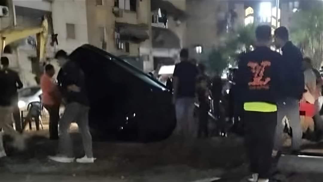 إصابة 3 لاعبين بفريق سيراميكا كليوباترا.. انقلبت بهم الملاكى من أعلى طريق المحور