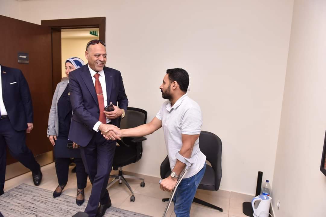 وزير العمل يَتفقد مكاتب العاملين بالعاصمة الإدارية..
