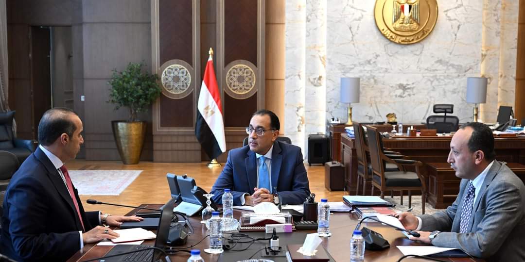 التنسيق الكامل مع مجلس أمناء الحوار الوطنى لاستكمال تنفيذ مخرجات المرحلة الأولى