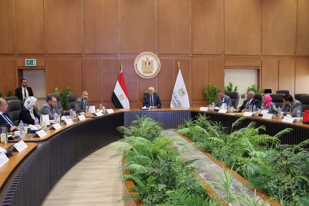 وزير التعليم العالى : تأسيس تحالفات إستراتيجية مع مختلف القطاعات الصناعية لمعالجة الفجوة بين الصادرات والواردات