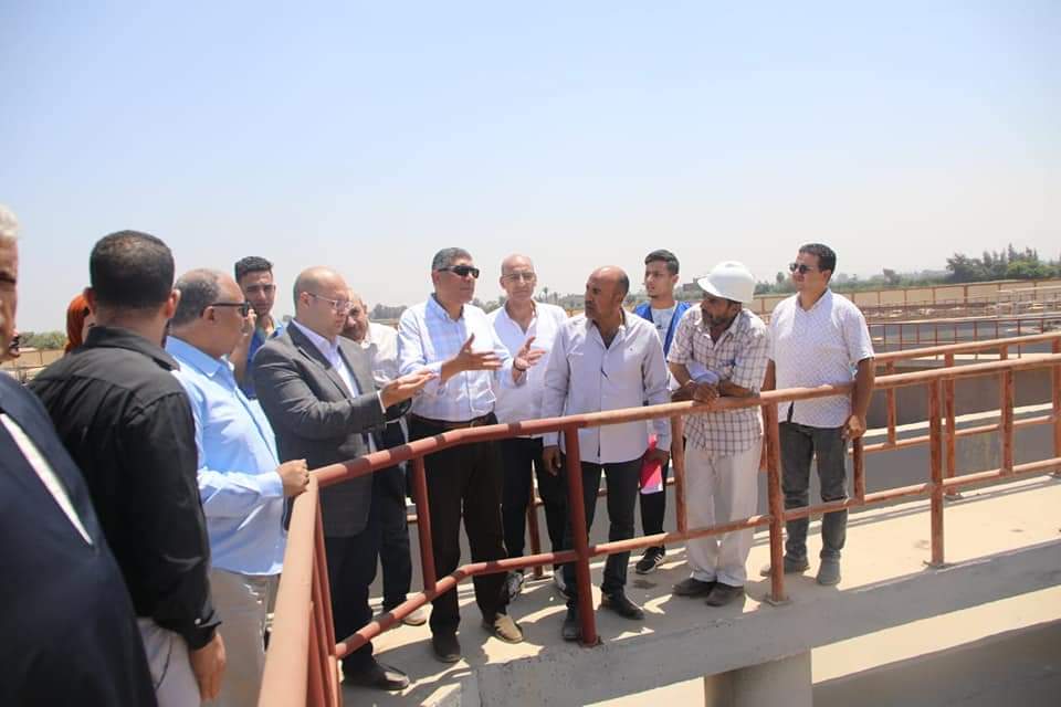 محافظ الجيزة: رفع كفاءة مشروعات البنية التحتية لمياه الشرب بالقرى المحرومة 