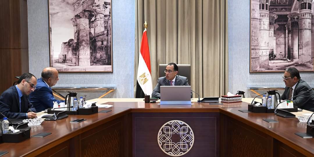 رئيس الوزراء.. لوزير الكهرباء : الالتزام بخطة وقف تخفيف الأحمال بنهاية عام 2024 