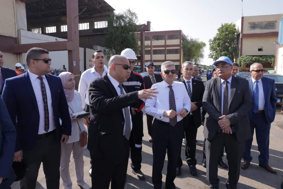 الفريق ربيع: نسعى للتوسع في أنشطة بناء وصيانة الوحدات البحرية