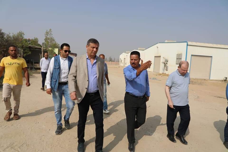 وزير الزراعة : توفير الأسمدة للمزارعين مسألة «حياة أو موت»