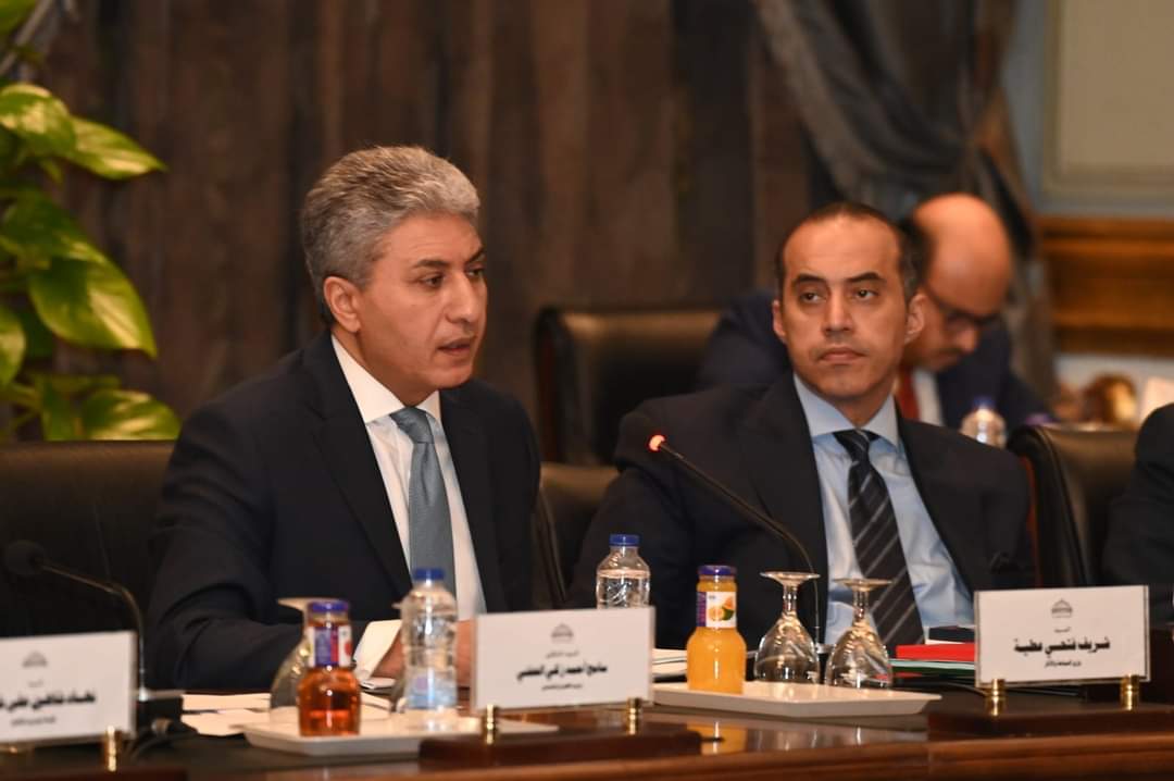 وزير السياحة والآثار : تنويع الأسواق والأنماط السياحية 