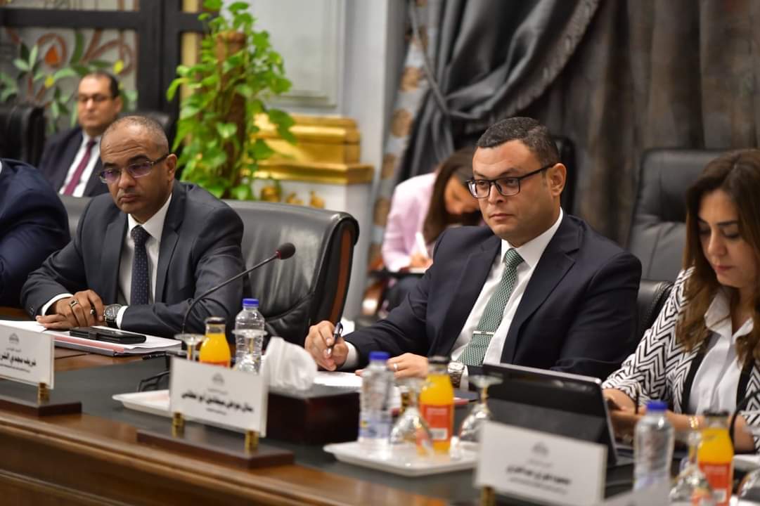 وزير الإسكان: توفير نماذج مختلفة من برامج الإسكان بالريف والحضر..وطرح آلاف قطع الأراضى السكنية