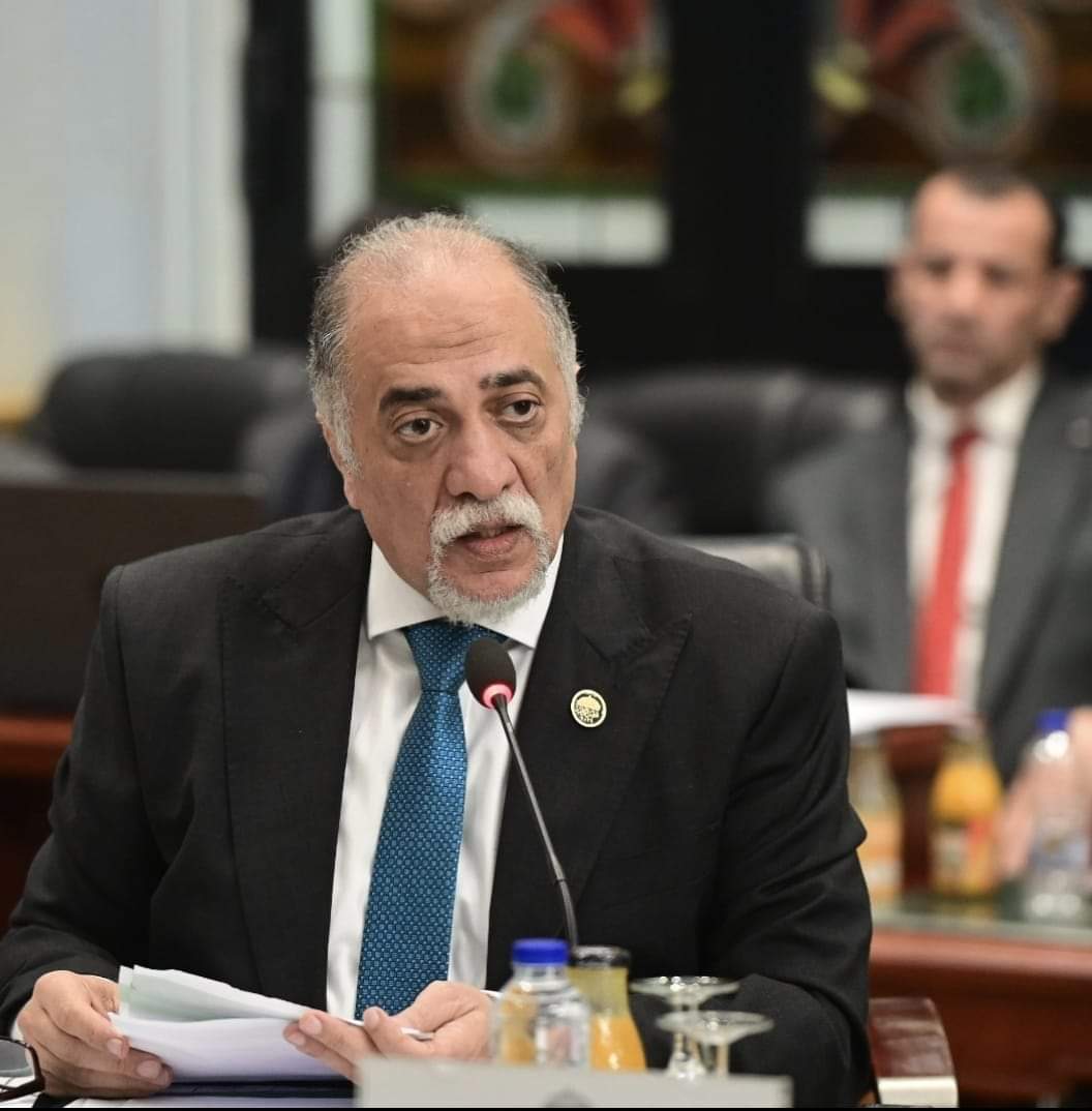 زعيم الأغلبية البرلمانية يطلب الاهتمام بالتعليم التكنولوجى وتعزيز الهوية الوطنية