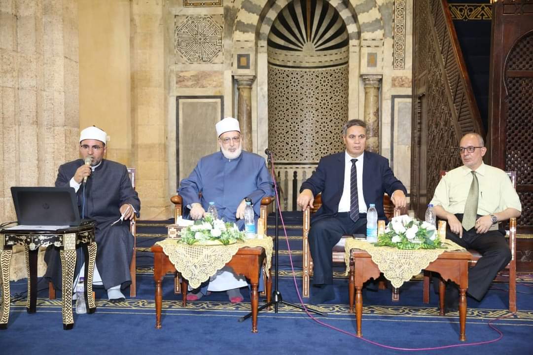 وكيل الأزهر : البرنامج العلمى النوعى للوافدين بالجامع الأزهر.. فرصة عظيمة للتزود بالعلم