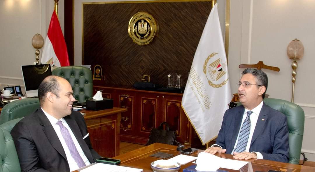 وزير التموين يبحث مع رئيس جهاز حماية المستهلك أوجه التعاون