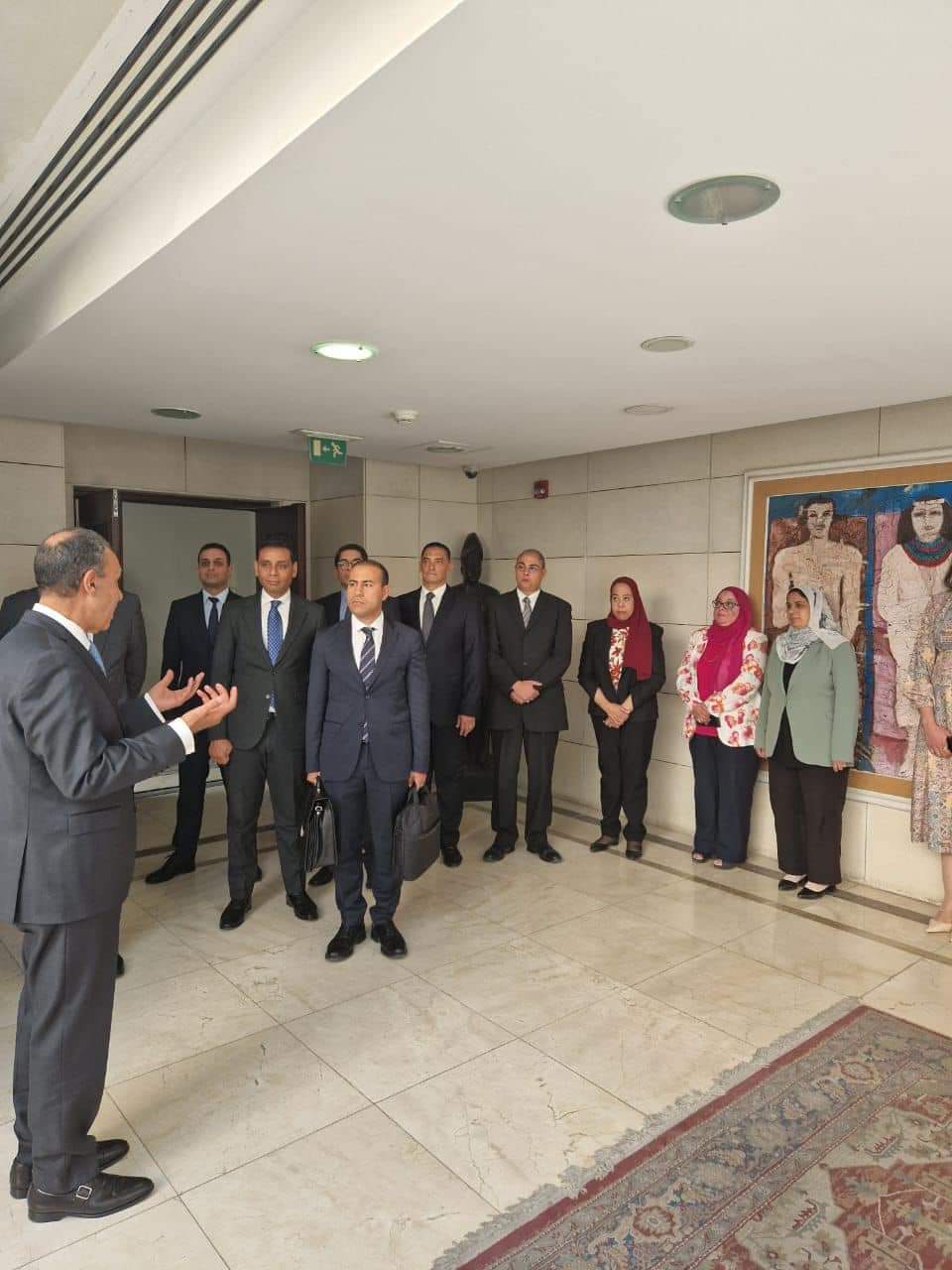 وزير الخارجية يتفقد السفارة المصرية في عَمان ويلتقى مع عدد من ممثلى الجالية المصرية بالأردن