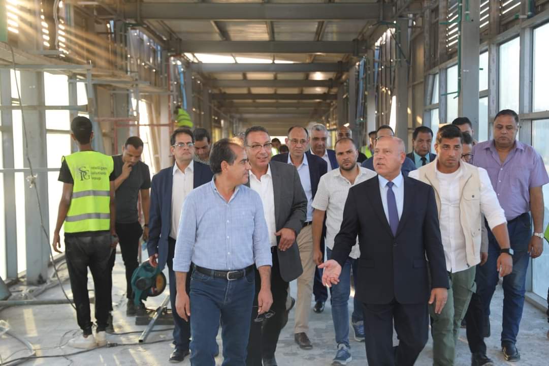 وزير النقل : تطوير الطريق الدائرى يستوعب أحجام المرور الكبيرة المتدفقة على مدار اليوم و يقلل زمن الرحلة و استهلاك الطاقة