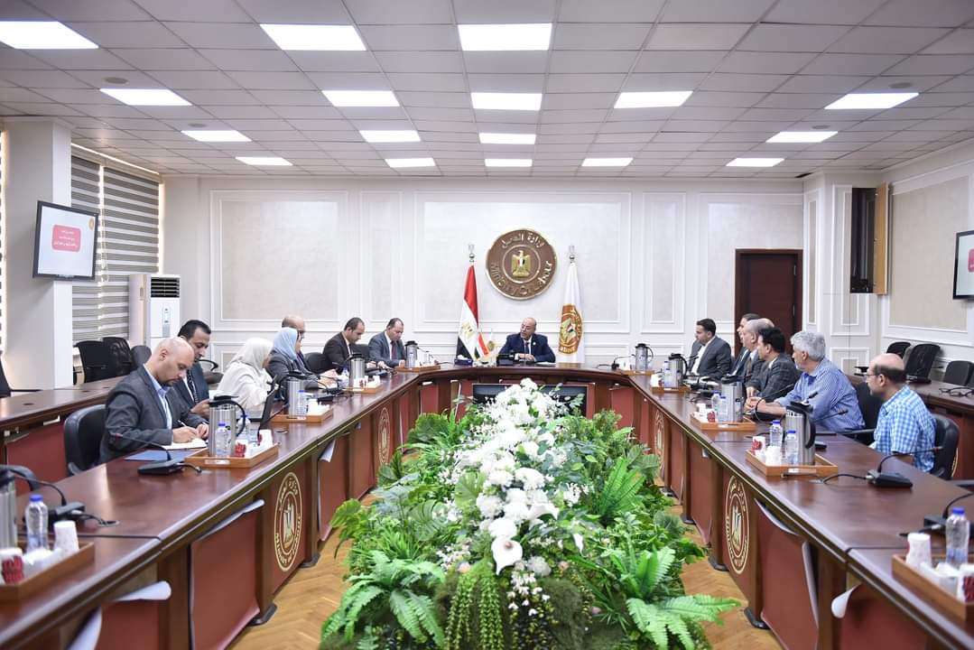 انعقاد طارئ للمجلس الإستشارى الأعلى للسلامة والصحة المهنية..لبحث حريق العتبة