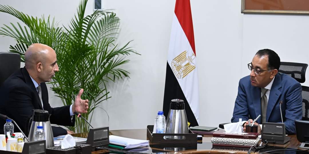 عبد اللطيف يعرض على رئيس الوزراء استراتيجية مواجهة مشكلات المنظومة التعليمية