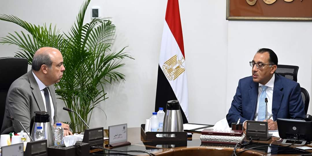 مدبولى : تطوير مطار برج العرب والترويج لمطار العلمين الجديدة
