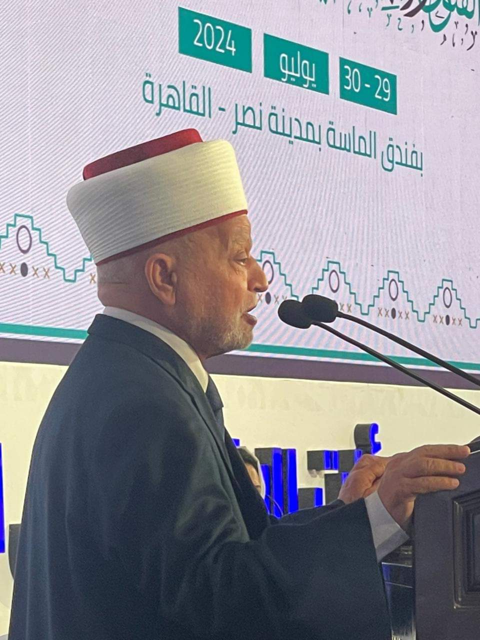 مفتى القدس: صوت الساسة ورجال الدين لابد أن يصدح عاليًا أمام ما يحدث من استباحة للأقصى