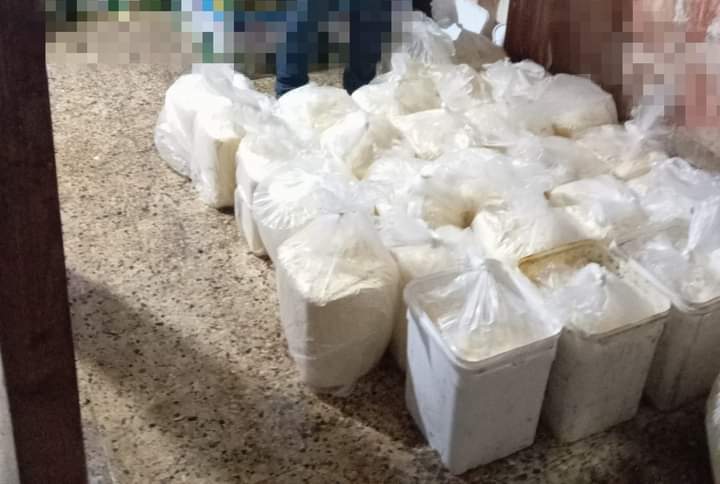 ضبط 1500 لتر سولا وطن جبنة فى مصنع بدون ترخيص بدمنهور وأبو حمص 