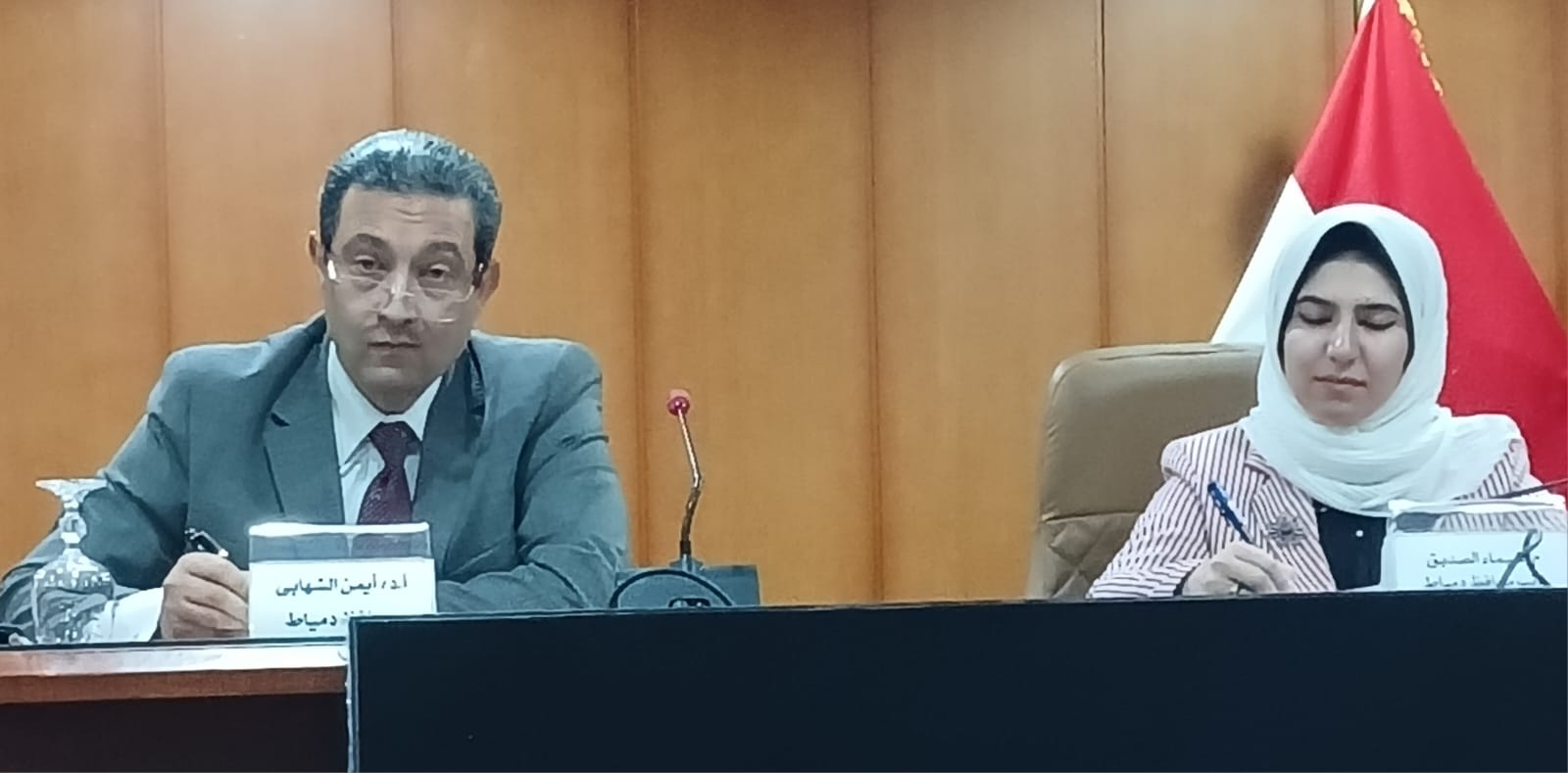 محافظ دمياط : دور الصحافة مهم فى تبصير المسئولين..وحل مشكلات المواطنين 