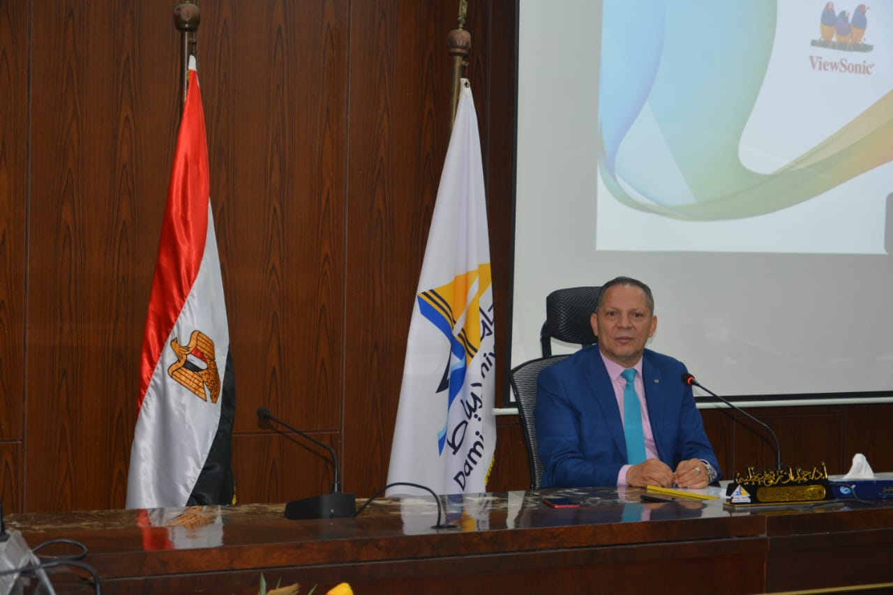 اجتماع طارئ لمجلس جامعة دمياط برئاسة المتولى 