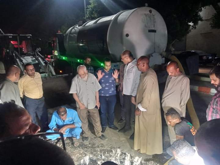 هبوط أرضى أمام مستشفى قنا العام