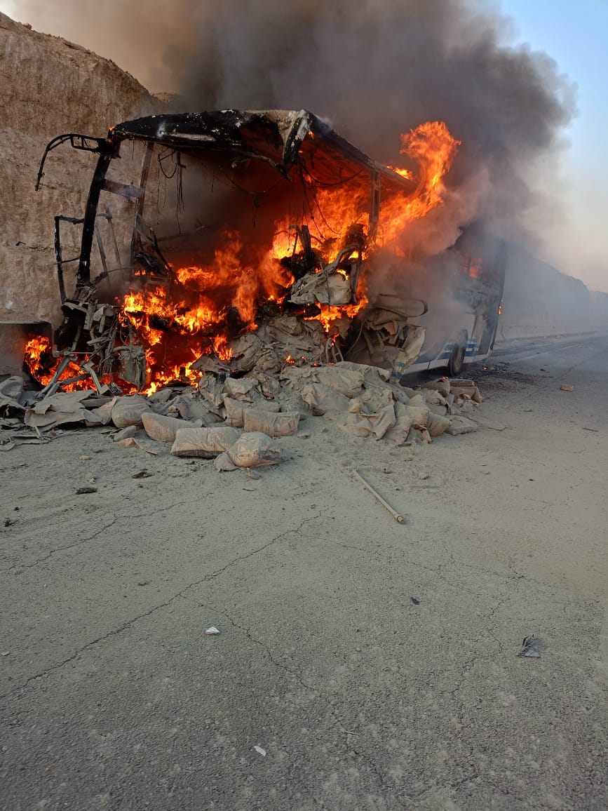 محافظ المنيا يتابع تداعيات حادث الاتوبيس..ويؤكد :تم الدفع ب27 سيارة إسعاف وحماية مدنية 