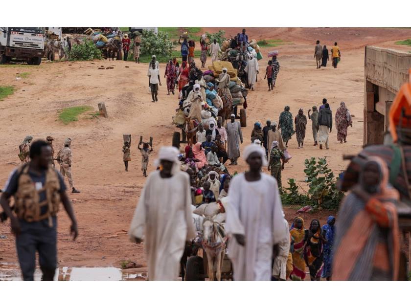 «أطباء بلا حدود» .. تحذر من تصاعد العنف ضد المدنيين في السودان